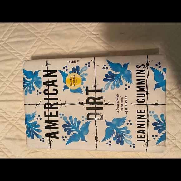 Books - Picture 3 of 3